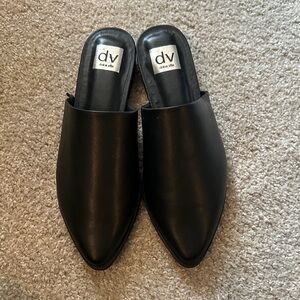 DV Dolce Vita Ekko Pointed-Toe Slides New Without Box.